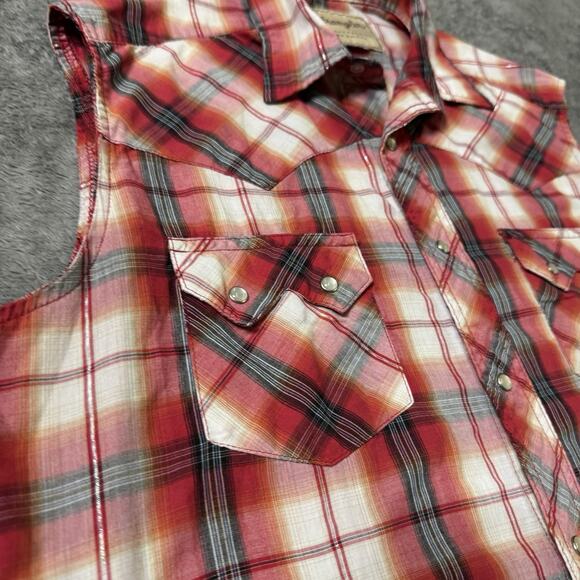 Wrangler Retro Sleeveless Red Plaid Pearl Snap Button Shirt L Rodeo Cowgirl Top - Picture 2 of 6